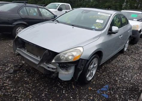 2013 Volvo S60 T5 from USA, damaged, VIN YV1612FH1D2200583